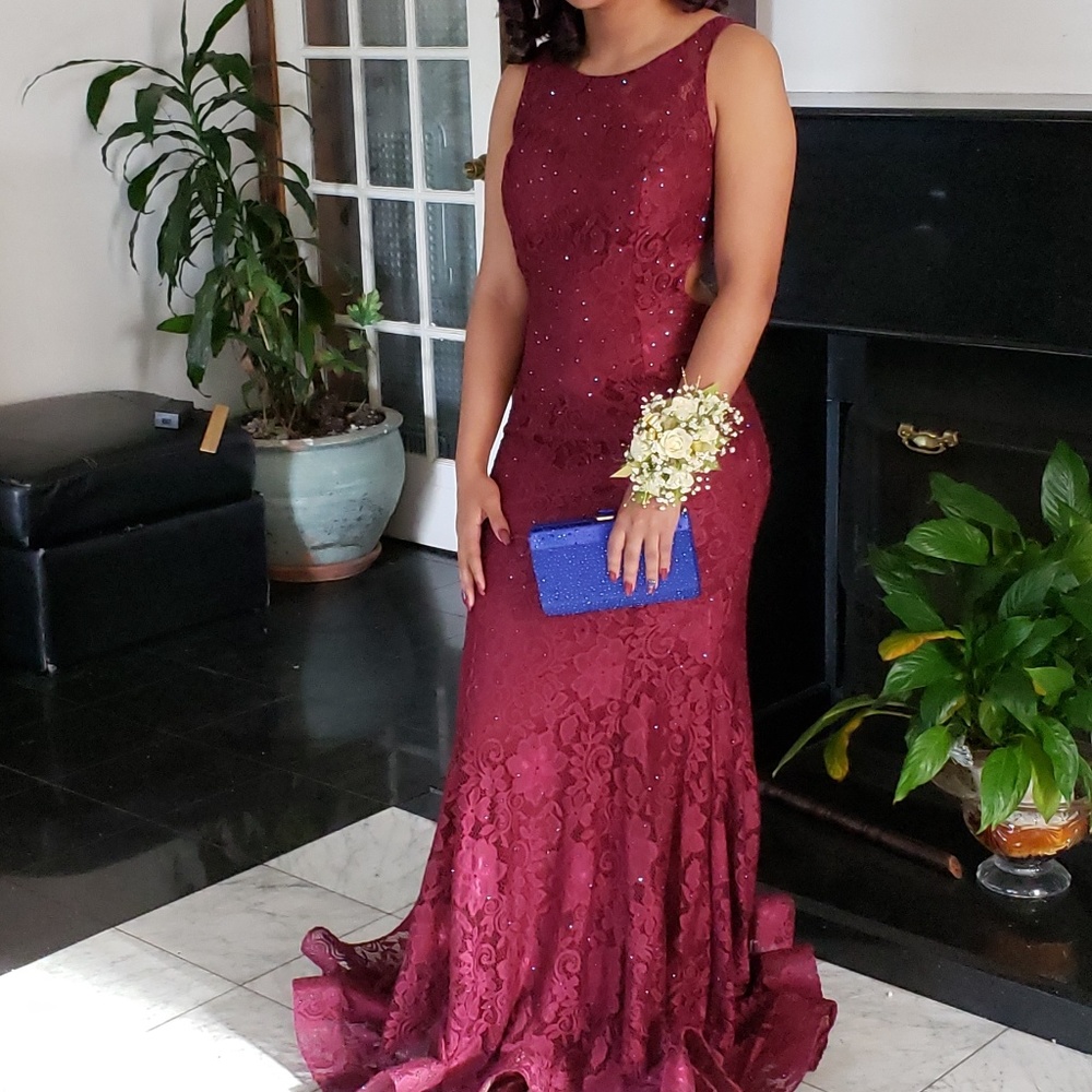 Gorgeous burgundy wine colored lace prom dress
